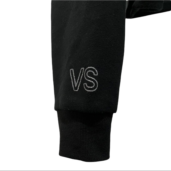 VICTORIA SPORT BLACK ULTRA CROPPED HOODIE LOGO SWEATSHIRT SIZE MEDIUM NWT - Picture 10 of 13